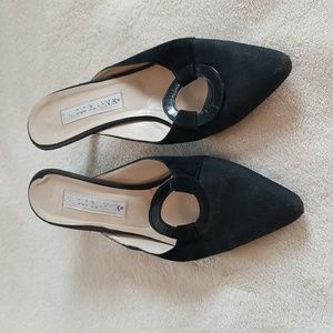 Manolos Blahnik Velvet Pumps